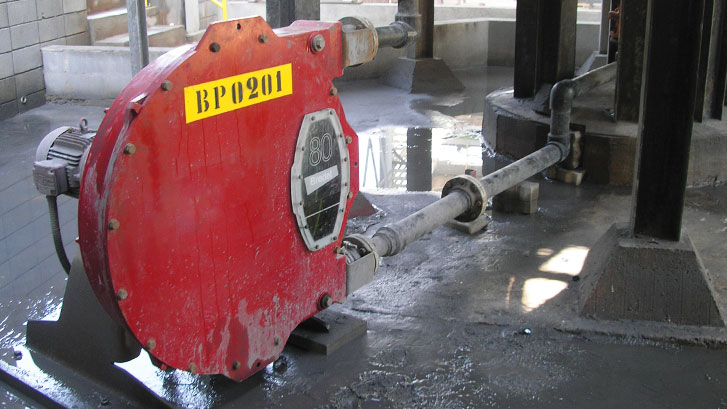 Mining-thickener underflow